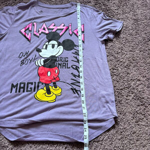 ⭐️⭐️⭐️Women’s Mickey Mouse Graphic T shirt size XL